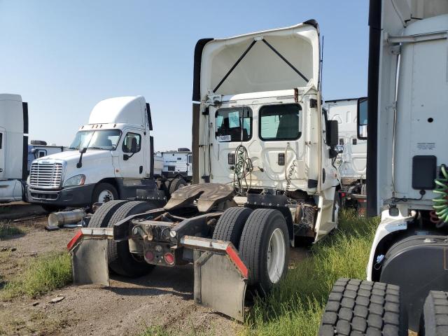 3AKBGADV4FSGU9422 - 2015 FREIGHTLINER CASCADIA WHITE photo 4
