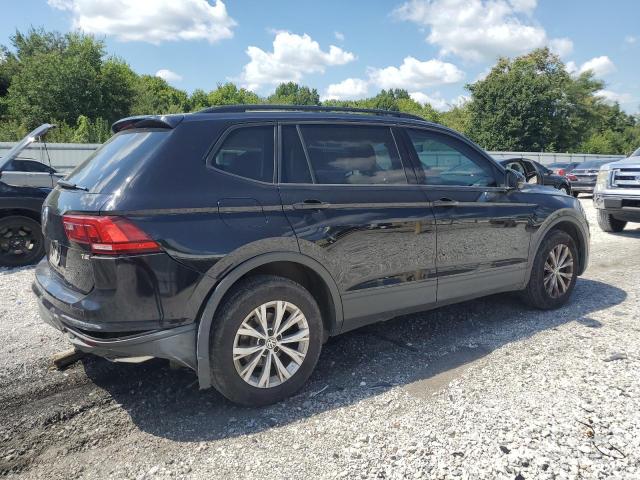 3VV1B7AX9JM015504 - 2018 VOLKSWAGEN TIGUAN S BLACK photo 3