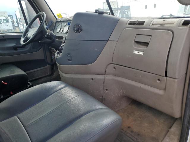 3AKBGADV9FSGU9416 - 2015 FREIGHTLINER CASCADIA WHITE photo 5