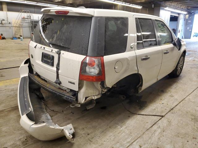 SALFT24N89H140131 - 2009 LAND ROVER LR2 HSE TECHNOLOGY WHITE photo 3