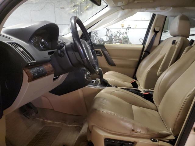 SALFT24N89H140131 - 2009 LAND ROVER LR2 HSE TECHNOLOGY WHITE photo 7