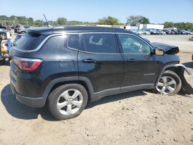 3C4NJDBB8JT320762 - 2018 JEEP COMPASS LATITUDE Қара фото 3
