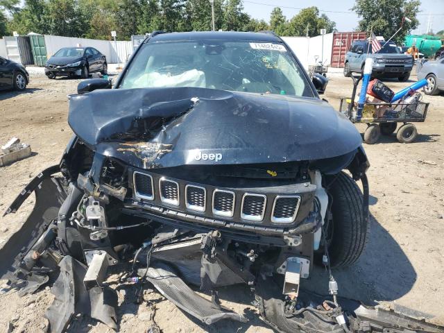 3C4NJDBB8JT320762 - 2018 JEEP COMPASS LATITUDE Қара фото 5