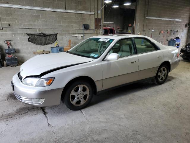 1998 LEXUS ES 300, 