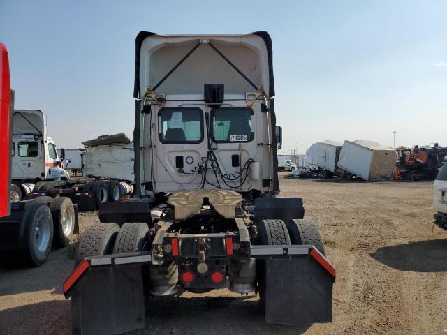 3AKBGADV7GSHB2381 - 2016 FREIGHTLINER CASCADIA 1 Սպիտակ լուսանկար 6