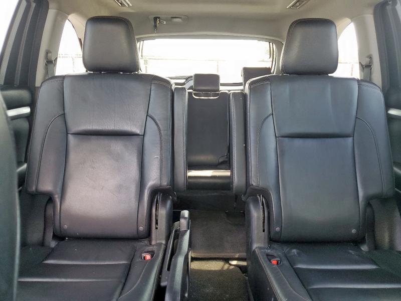 5TDKKRFH7GS162509 - 2016 TOYOTA HIGHLANDER XLE Biały zdjęcie 10