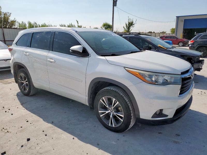 5TDKKRFH7GS162509 - 2016 TOYOTA HIGHLANDER XLE Biały zdjęcie 4