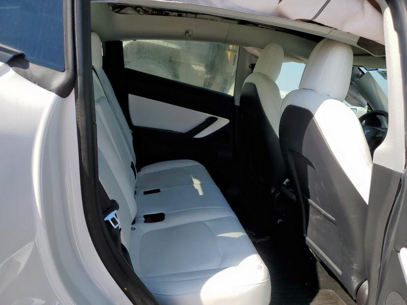 5YJYGDEE3MF145051 - 2021 TESLA MODEL Y 白色 照片 10