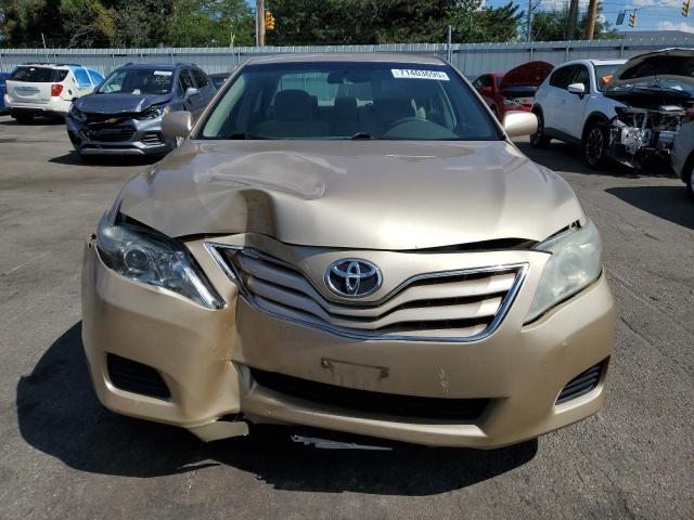 4T1BF3EK8BU637339 - 2011 TOYOTA CAMRY BASE 金色 照片 5