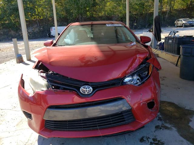 5YFBURHE4GP446203 - 2016 TOYOTA COROLLA L RED photo 5