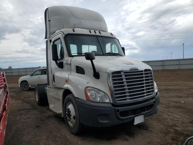 2017 FREIGHTLINER CASCADIA 1, null