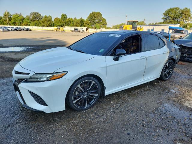 2019 TOYOTA CAMRY XSE, 