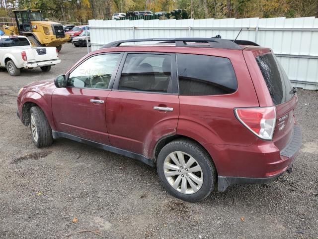 JF2SHAEC1DH415153 - 2013 SUBARU FORESTER LIMITED RED photo 2