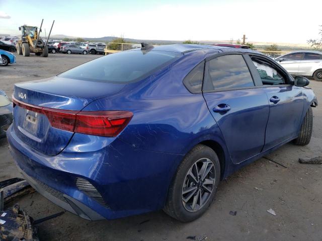 3KPF24AD6PE629115 - 2023 KIA FORTE LX BLUE photo 3