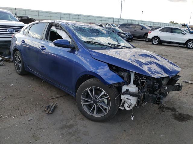 3KPF24AD6PE629115 - 2023 KIA FORTE LX BLUE photo 4