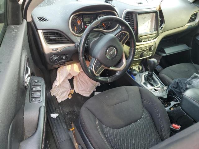 1C4PJMCB0HW564773 - 2017 JEEP CHEROKEE LATITUDE GREEN photo 8