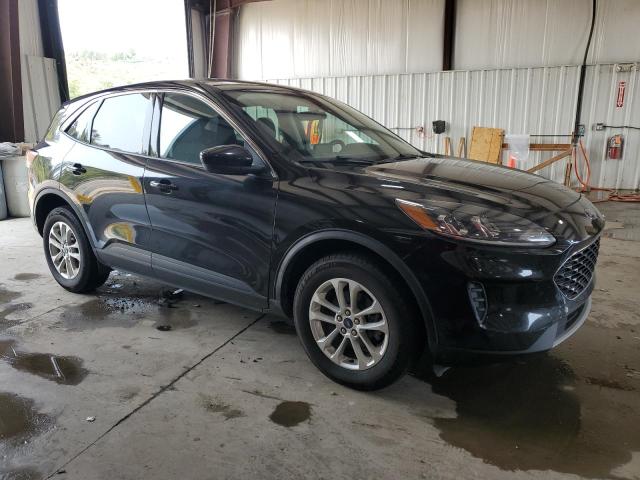 1FMCU9G65MUA81331 - 2021 FORD ESCAPE SE BLACK photo 4
