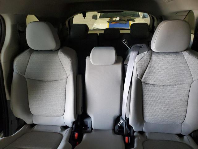 5TDKSKFC9PS074167 - 2023 TOYOTA SIENNA LE WHITE photo 10