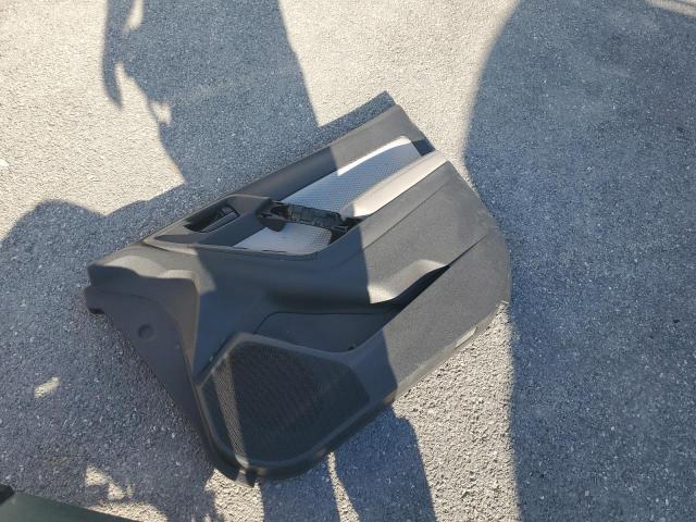 JF2SJAECXHH500616 - 2017 SUBARU FORESTER 2.5I PREMIUM 绿色 照片 13