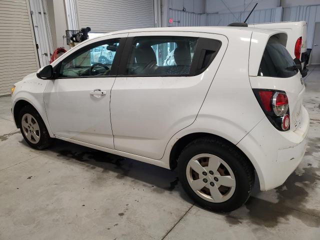 1G1JA6SH7F4189800 - 2015 CHEVROLET SONIC LS 白色 照片 2