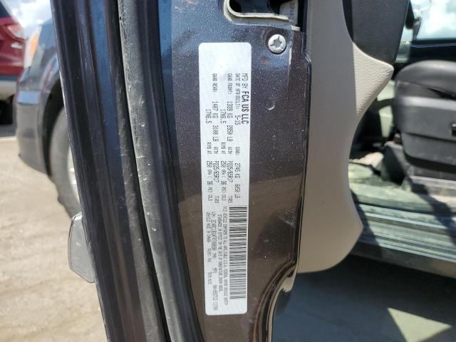 2C4RC1BGXFR708690 - 2015 CHRYSLER TOWN & COU TOURING GRAY photo 13