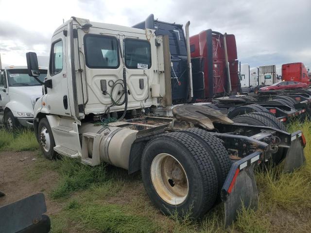 3AKBGADV5GSHB2539 - 2016 FREIGHTLINER CASCADIA 1 WHITE photo 3