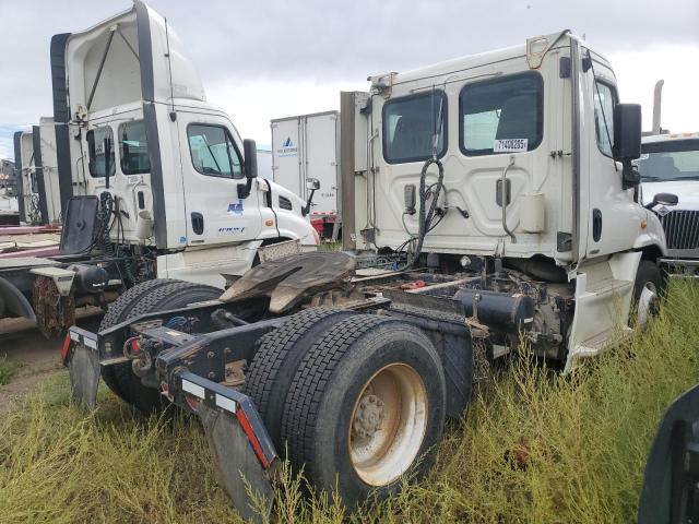 3AKBGADV5GSHB2539 - 2016 FREIGHTLINER CASCADIA 1 WHITE photo 4