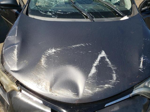 JTMBFREV4HJ140834 - 2017 TOYOTA RAV4 LE 灰色 照片 11