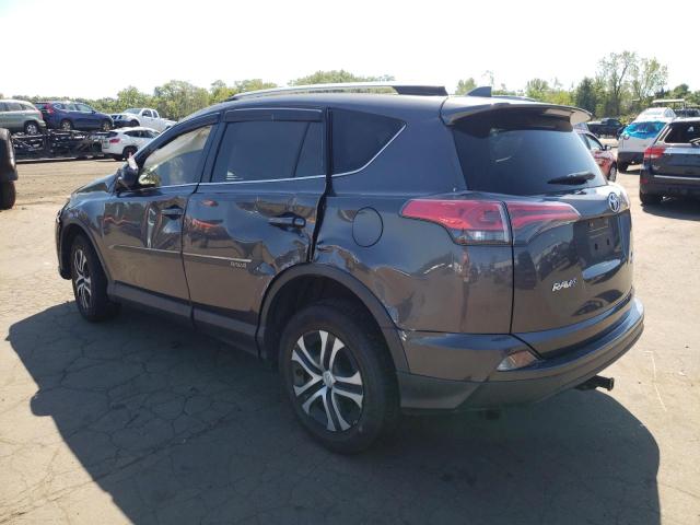 JTMBFREV4HJ140834 - 2017 TOYOTA RAV4 LE 灰色 照片 2