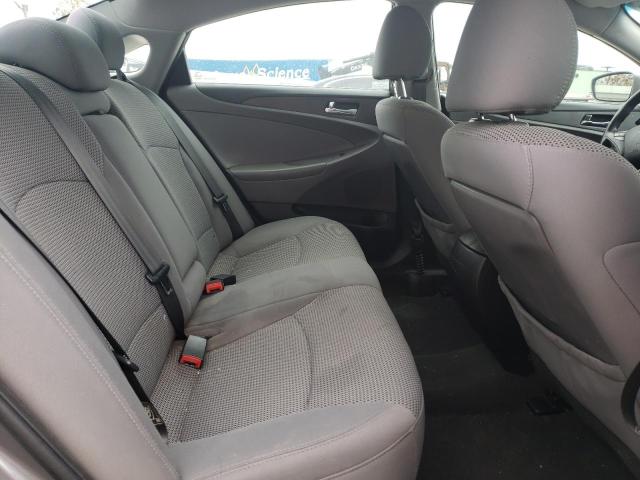 5NPEB4AC8CH448851 - 2012 HYUNDAI SONATA GLS GRAY photo 10