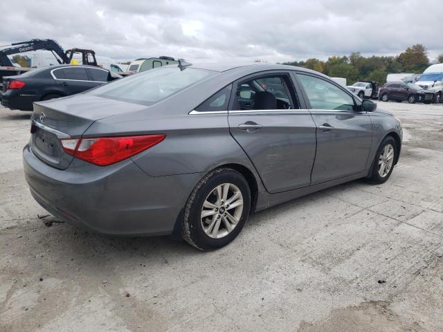 5NPEB4AC8CH448851 - 2012 HYUNDAI SONATA GLS GRAY photo 3