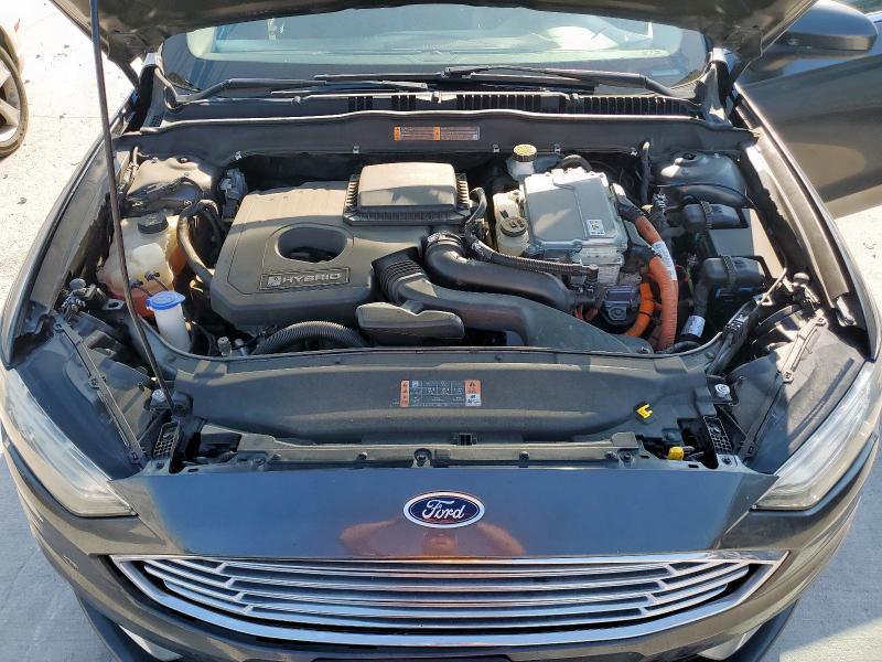 3FA6P0LU6JR248345 - 2018 FORD FUSION SE HYBRID Grau Foto 11