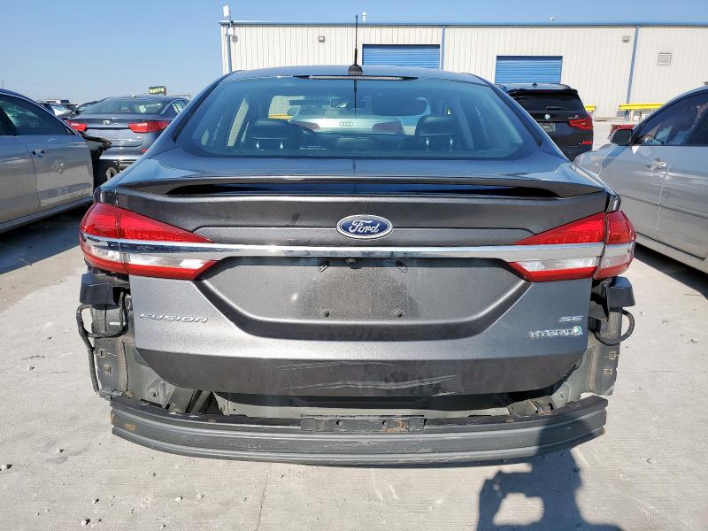 3FA6P0LU6JR248345 - 2018 FORD FUSION SE HYBRID Grau Foto 6