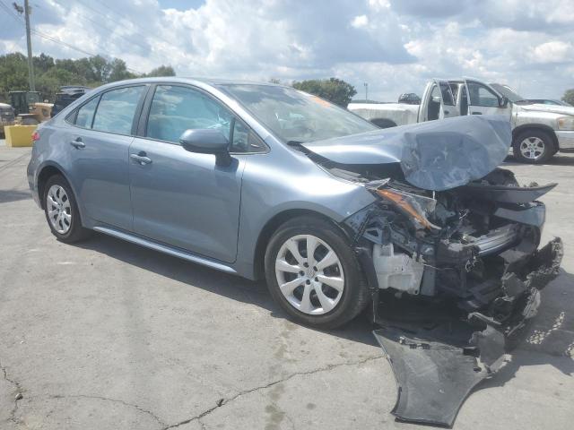 5YFEPMAE8MP183517 - 2021 TOYOTA COROLLA LE BLUE photo 4