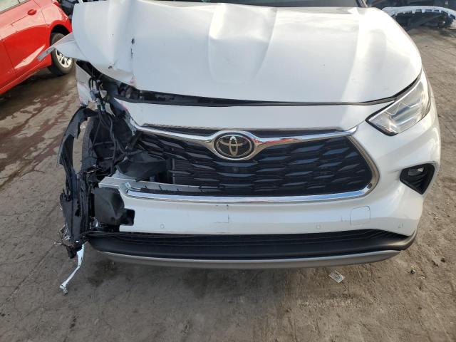 5TDFZRBH1MS123526 - 2021 TOYOTA HIGHLANDER PLATINUM WHITE photo 11