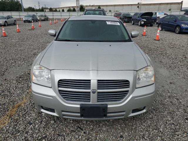 2D4FV47V17H654132 - 2007 DODGE MAGNUM SXT 银色 照片 5