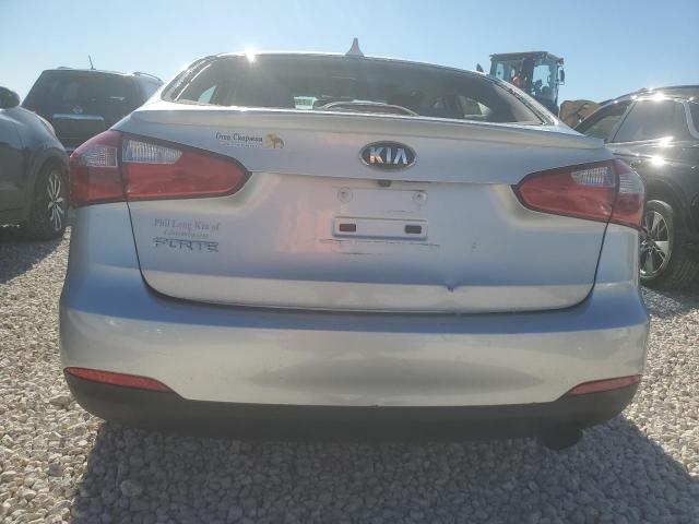 KNAFZ4A88F5307758 - 2015 KIA FORTE EX SILVER photo 6