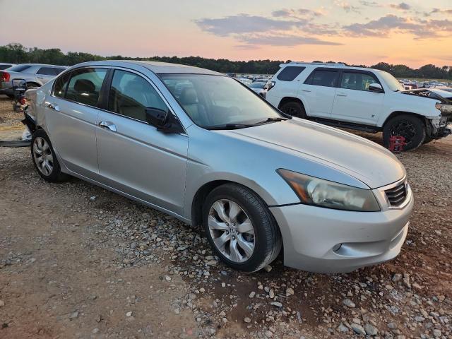 1HGCP3F89AA012300 - 2010 HONDA ACCORD EXL SILVER photo 4