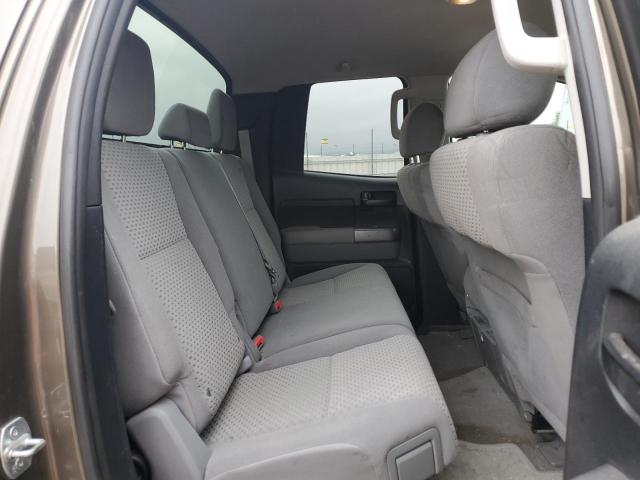 5TFUY5F16BX197788 - 2011 TOYOTA TUNDRA DOUBLE CAB SR5 GRAY photo 10