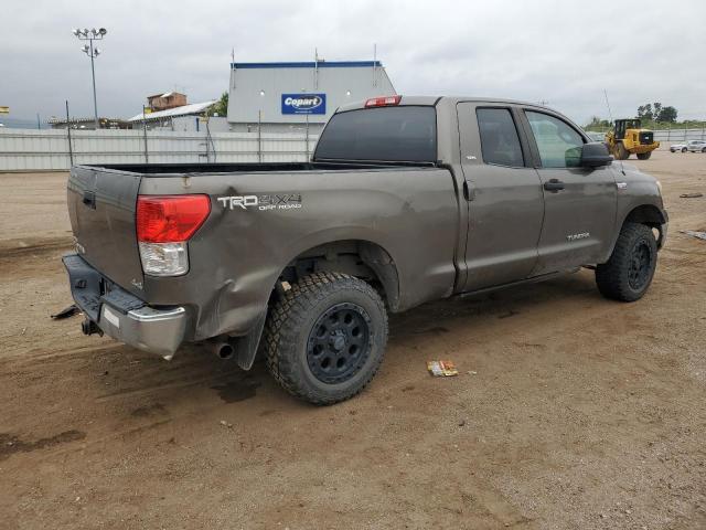 5TFUY5F16BX197788 - 2011 TOYOTA TUNDRA DOUBLE CAB SR5 GRAY photo 3