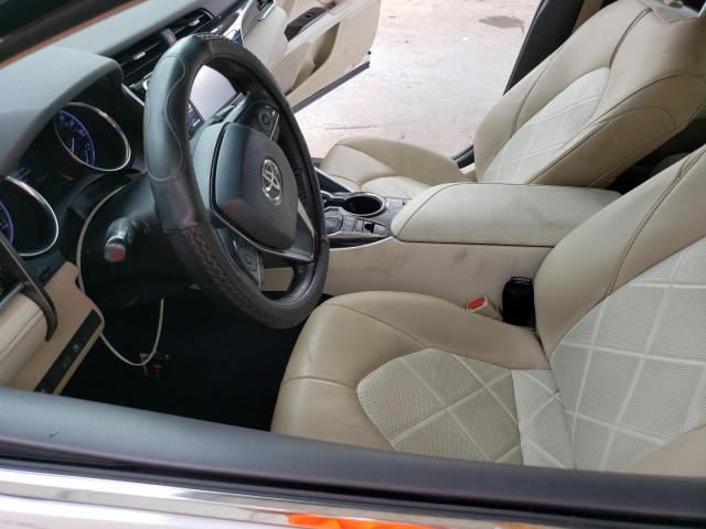 4T1B11HK3JU660198 - 2018 TOYOTA CAMRY L თეთრი ფოტო 7