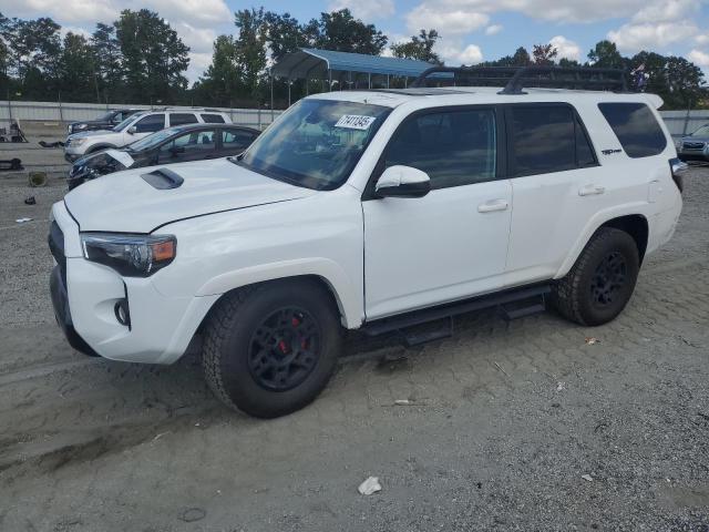2020 TOYOTA 4RUNNER SR5/SR5 PREMIUM, 