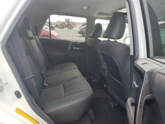 JTEBU5JRXL5819107 - 2020 TOYOTA 4RUNNER SR5/SR5 PREMIUM WHITE photo 10