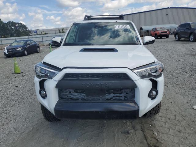 JTEBU5JRXL5819107 - 2020 TOYOTA 4RUNNER SR5/SR5 PREMIUM WHITE photo 5