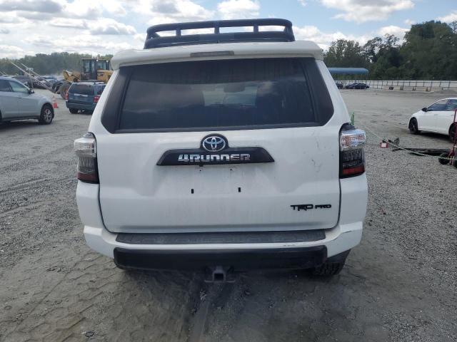 JTEBU5JRXL5819107 - 2020 TOYOTA 4RUNNER SR5/SR5 PREMIUM WHITE photo 6