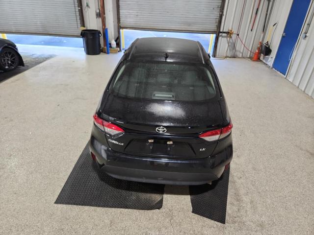 5YFB4MDE9PP043925 - 2023 TOYOTA COROLLA LE Schwarz Foto 6
