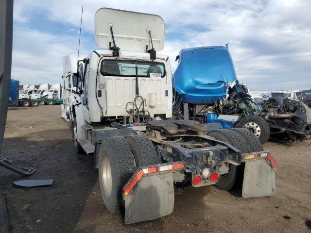 1FUBCXCY6FHGE6557 - 2015 FREIGHTLINER M2 106 MEDIUM DUTY WHITE photo 3