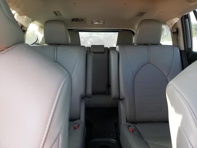 5TDGZRAH4MS046351 - 2021 TOYOTA HIGHLANDER XLE SILVER photo 10