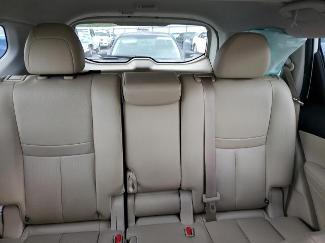 JN8AT2MTXJW469126 - 2018 NISSAN ROGUE S WHITE photo 10