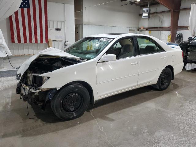 2004 TOYOTA CAMRY LE, 